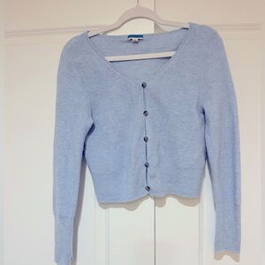J.Crew like new 💯%cashmere featherweight cardigan runs small